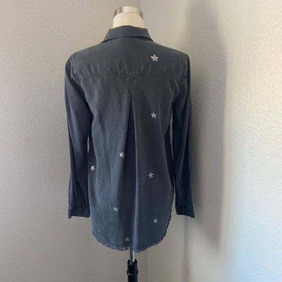 Anthropologie Cloth & Stone Button Down Shirt In Grey Color Sz XS - Picture 3 of 6